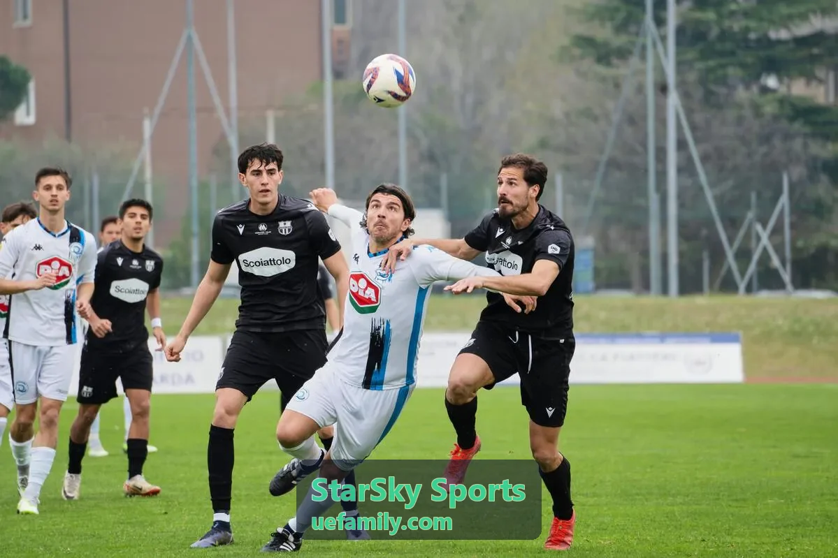 StarSky Sports 足球边路突破技术集锦封面