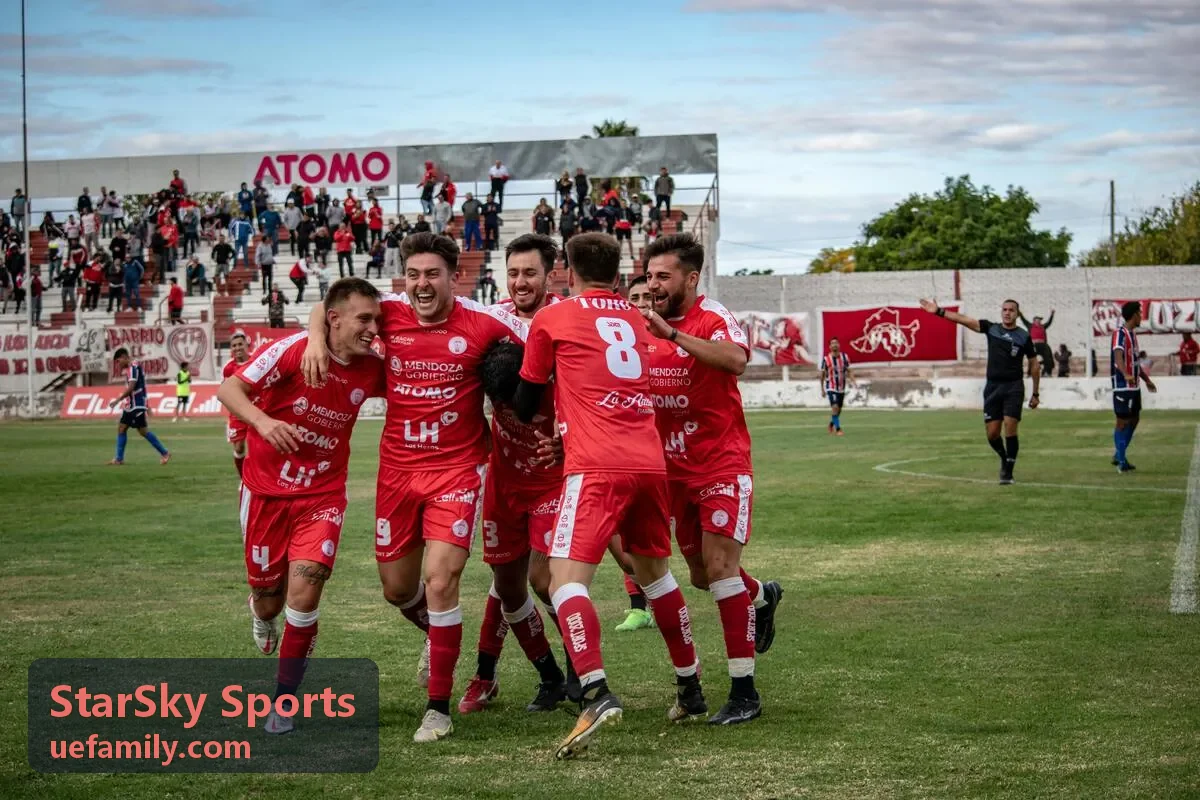 StarSky Sports 足球战术复盘封面